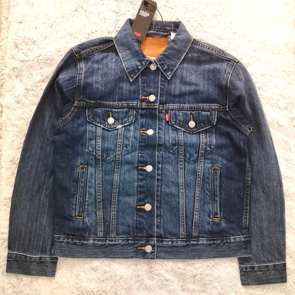 Levi's Jackets & Blazers - NEW Levi's Ex-Boyfriend Trucker Jacket